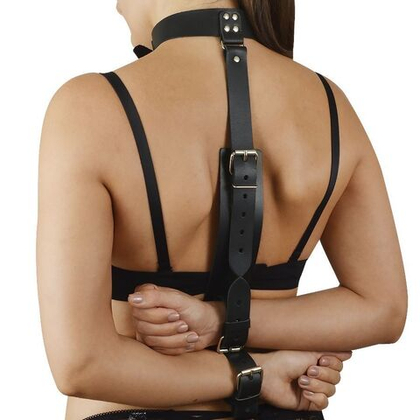 Черная кожаная фиксация рук за спиной  новичок