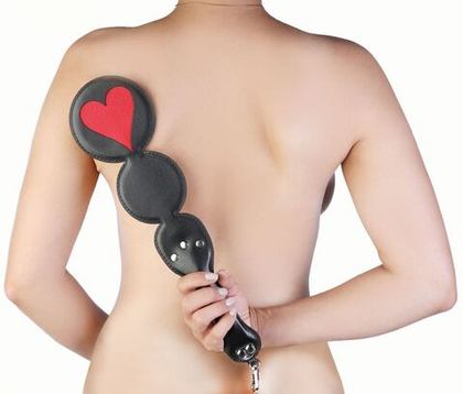 Шлёпалка  черви  с анальным плагом