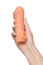Телесная закрытая насадка с пучками шишечек cock sleeve 009 size m - 15,6 см.