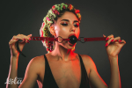 Черно-красный кляп-шарик love bite